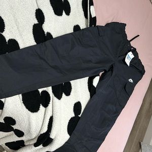 Men’s Nike cargo pants